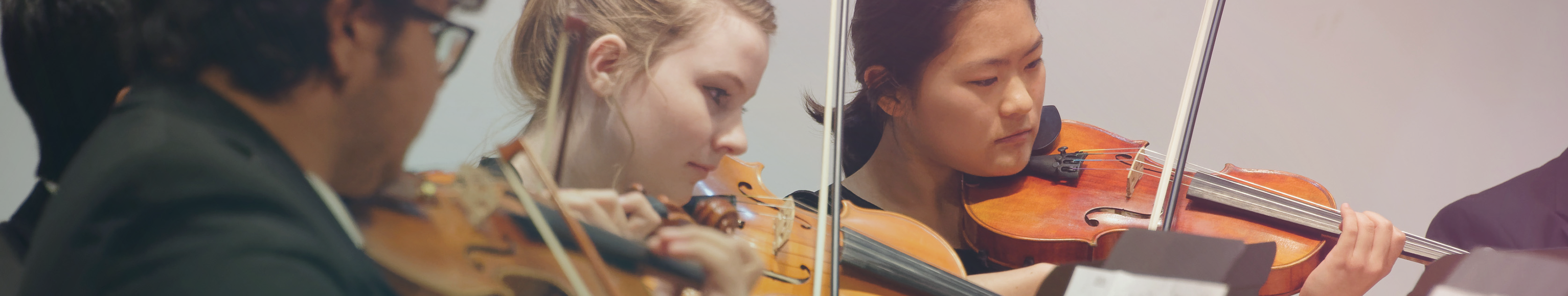 violin players performing